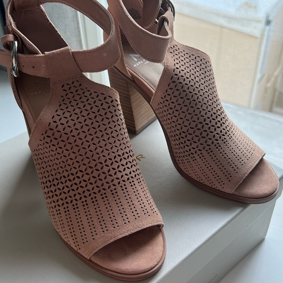 Marc Fisher Shoes - NWT & BOX MARC FISCHER BOOTIES ⚡️ Pink Suede Laser Cut Booties / Heels
